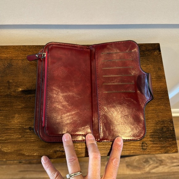 Solid Menbense burgundy leather men or woman’s wallet. - Picture 5 of 9